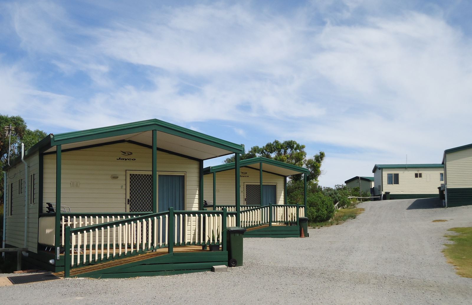 Elliston Waterloo Bay Tourist Park Deluxe 2Br Cabin